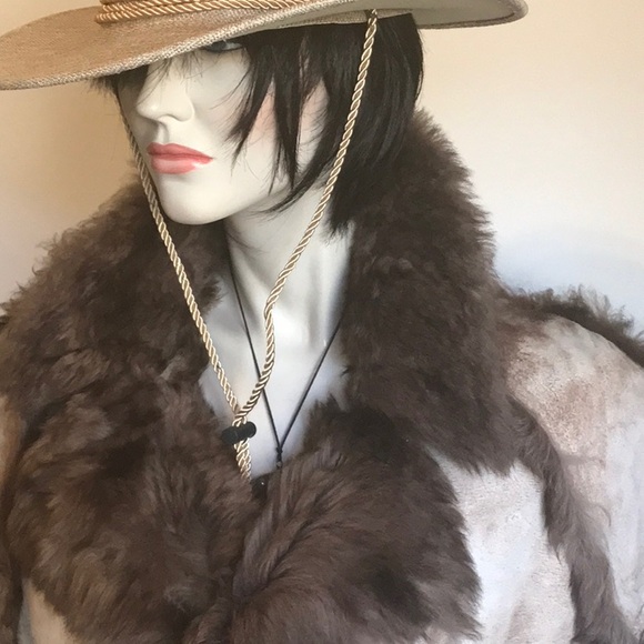 SHEARLING FULL LENGTH STUNNING COAT WITH 2 LEATHER DEEP POCKETS - Picture 2 of 16